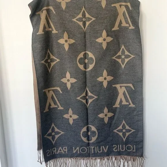 Louis Vuitton Monogram Logomania Cashmere & Silk Wrap Scarf - Picture 3 of 6